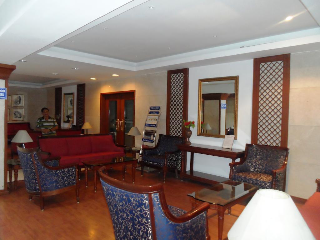 Hotel Bhimas Paradise Tirupati Bagian luar foto